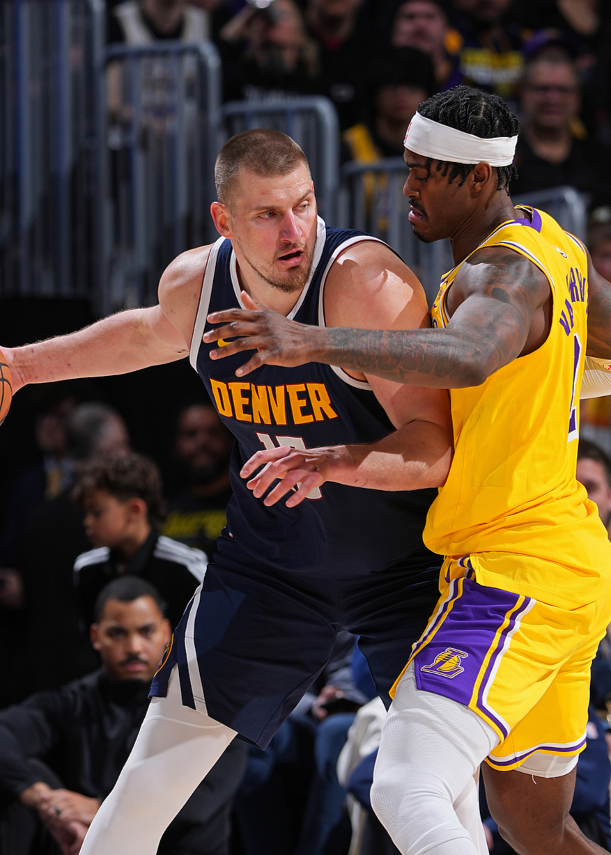 清晨突围战来临，丹佛掘金围绕NBA常规赛回应争议，媒体盛赞，高层口径保持一致的简单介绍